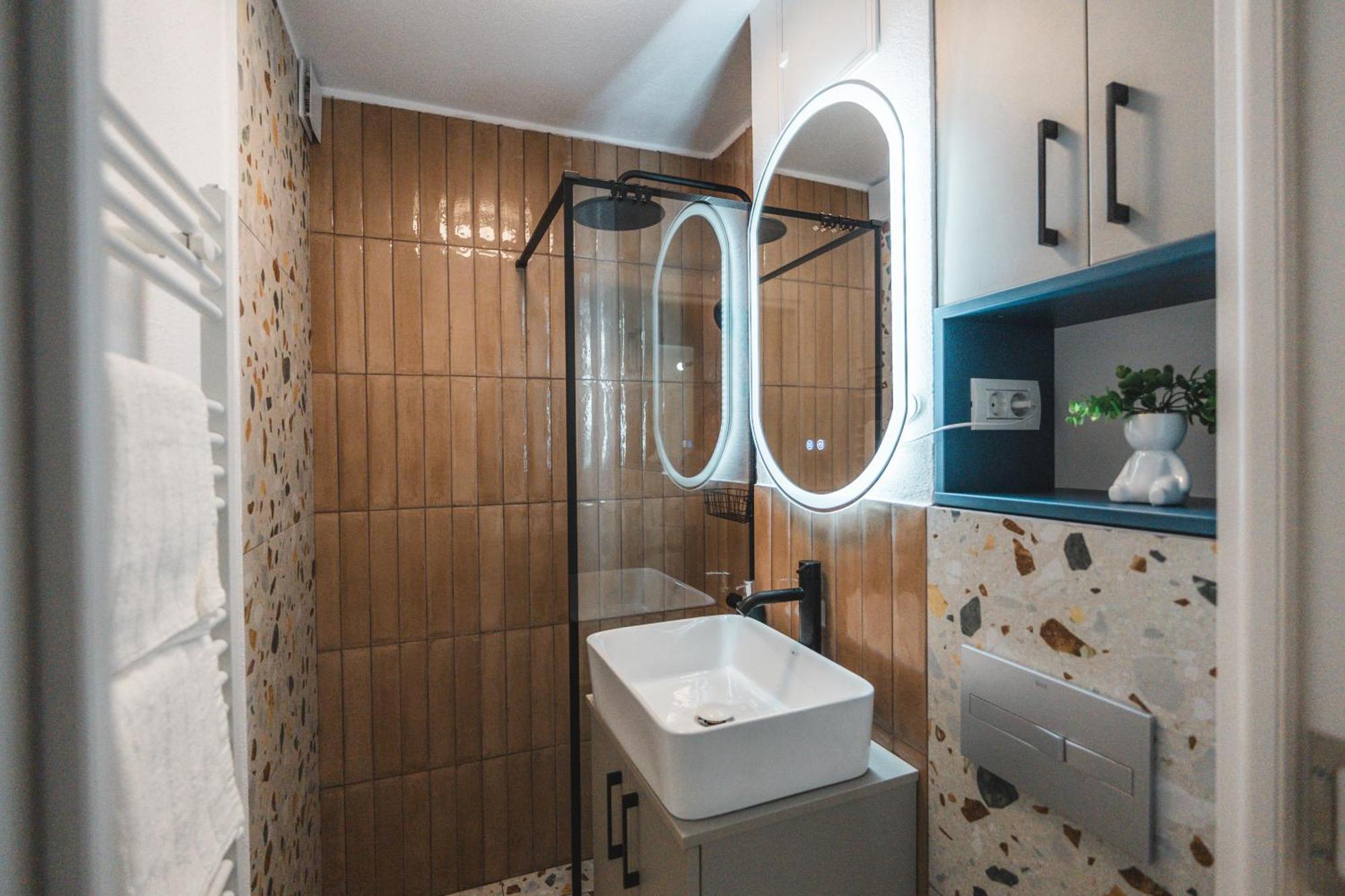 Apartament Iulia Si Alex Curtea de Argeş Extérieur photo